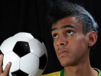 FB体育网页版-韩国羽毛球队完胜泰国羽毛球队，李宗伟高光表现