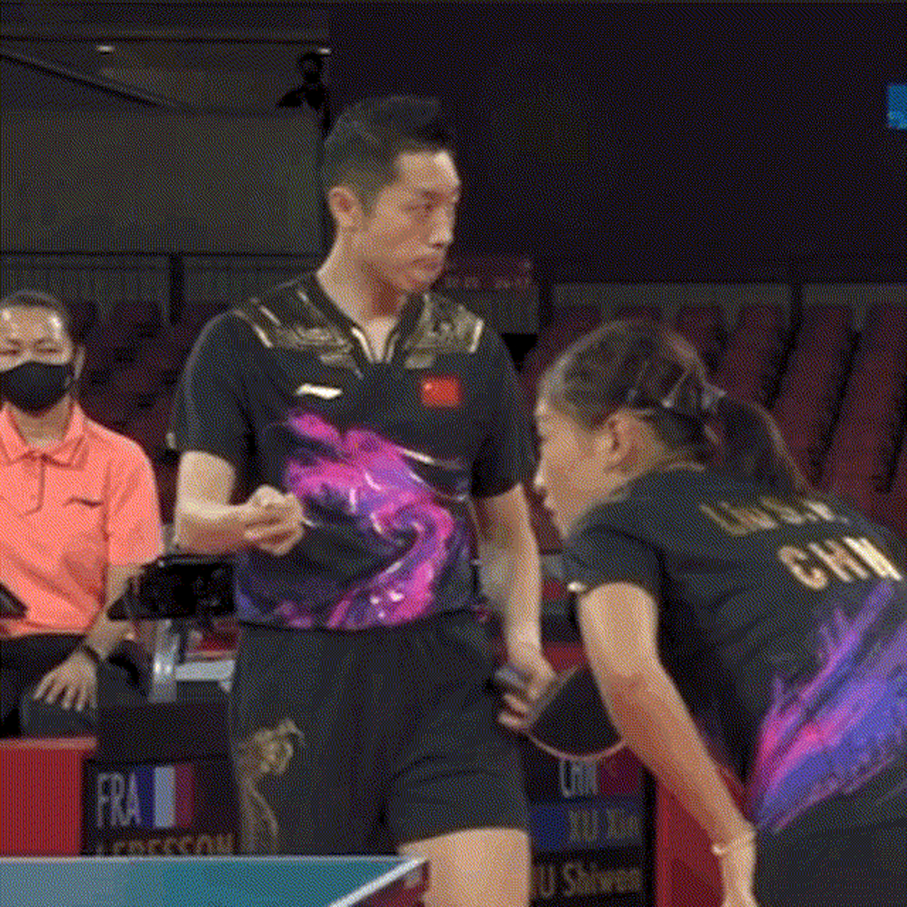 波兰队鏖战法国队，许昕点燃赛场